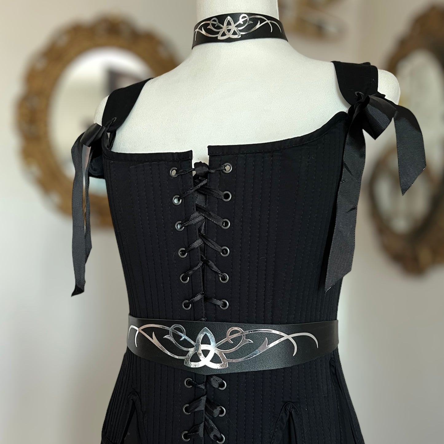 Triquetra celtic belt