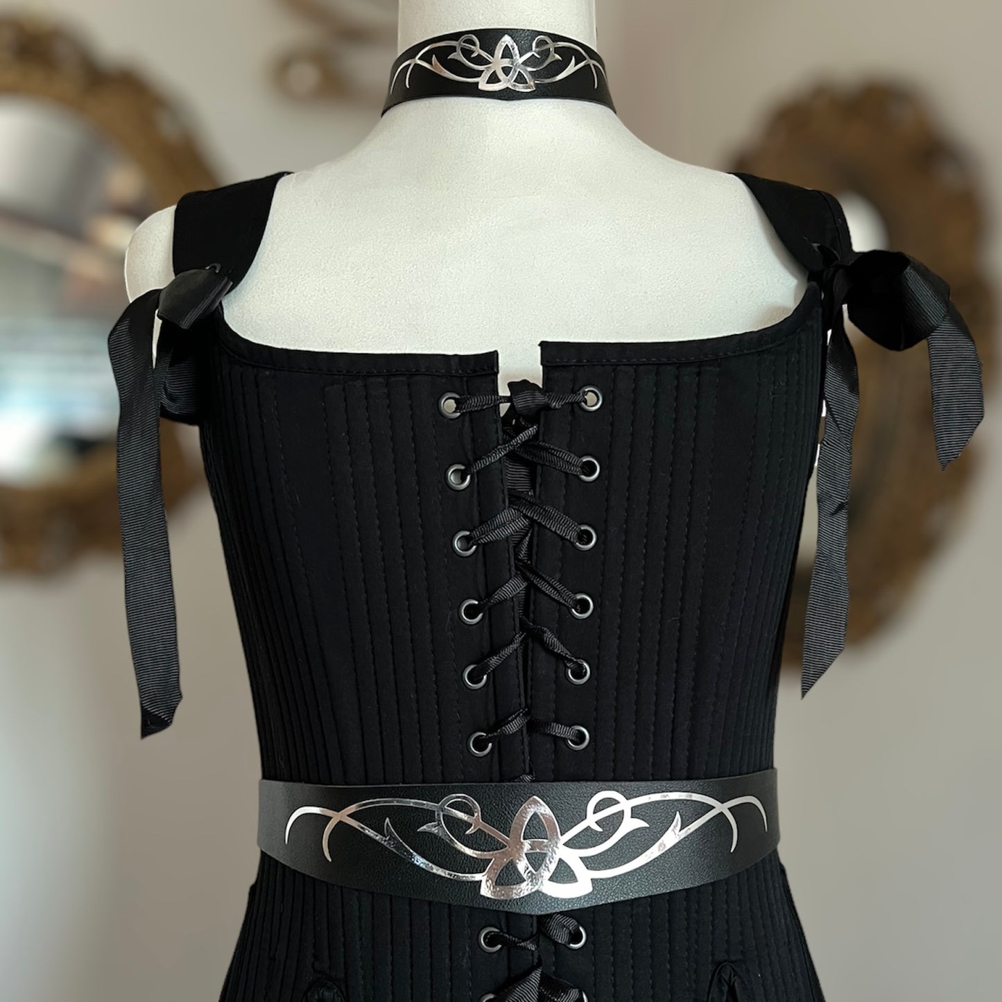 Triquetra celtic belt
