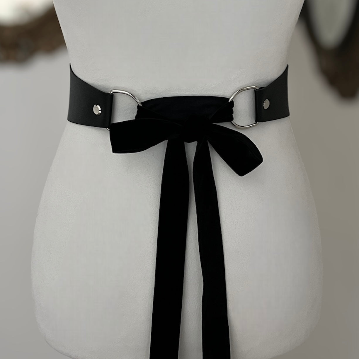 Victorian Gothic Cathedral window belt