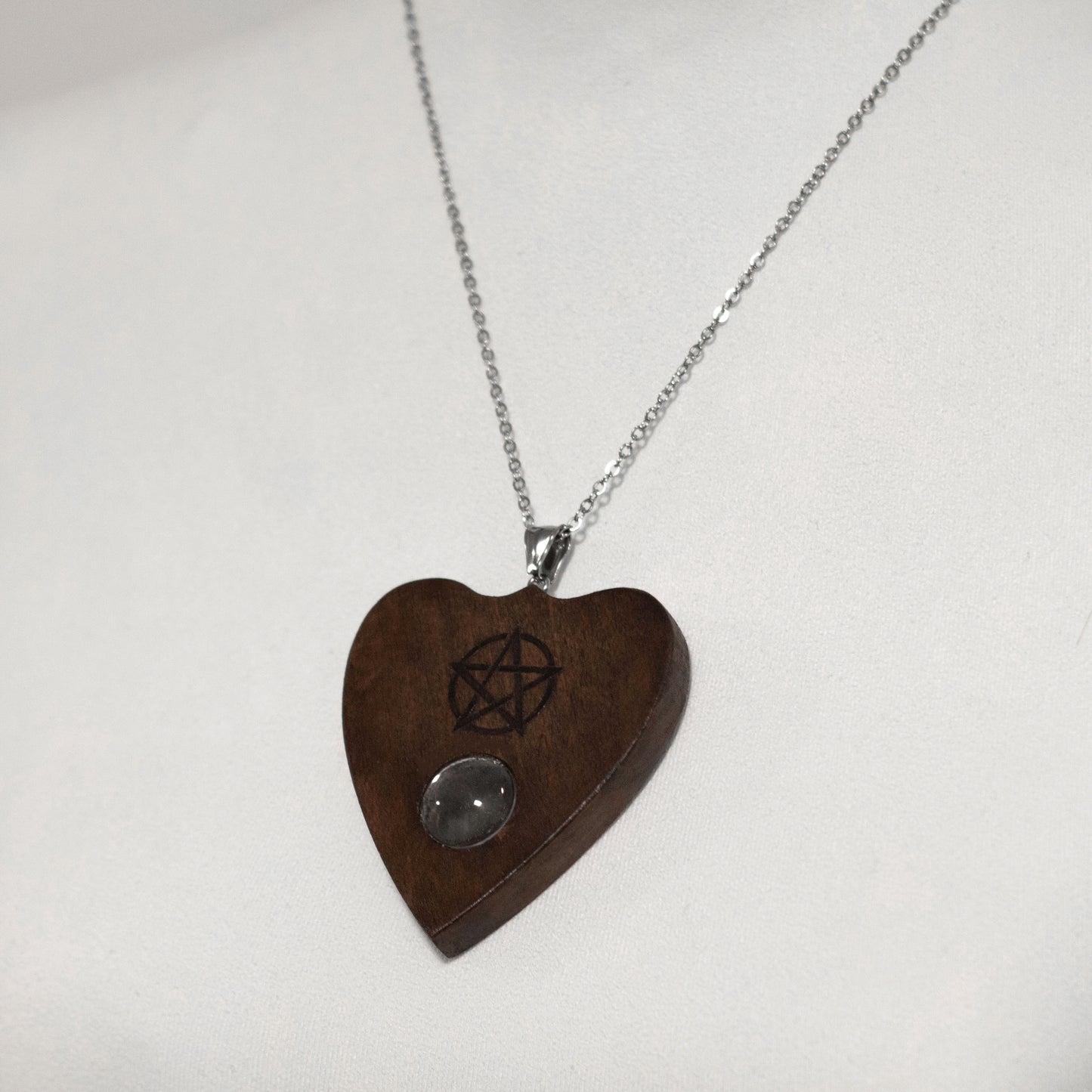 Necklace Ouija Planchette with pentacle