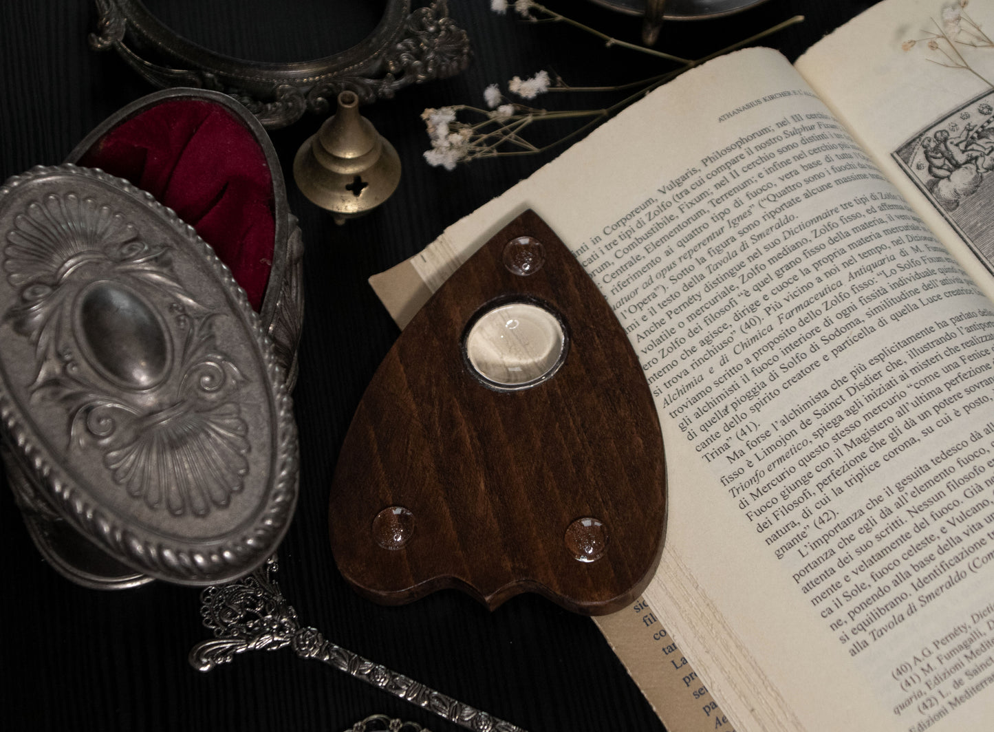 Ouija planchette with pentacle